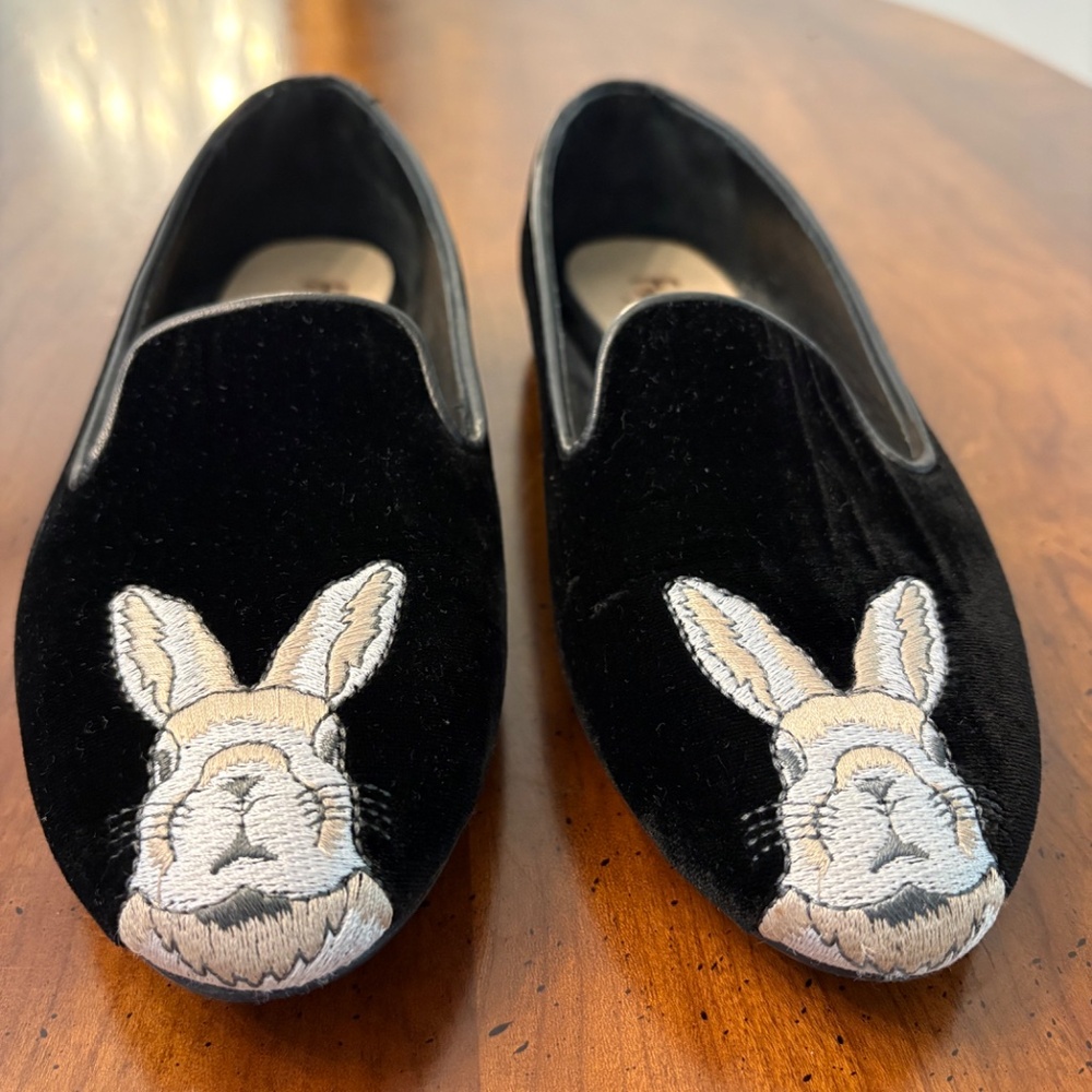 French Sole Hefner Black Velvet Bunny Embroidery Flats - Picture 5 of 7